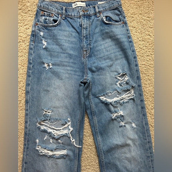 Zara Full Length High-Rise Distressed Jeans - Picture 2 of 4